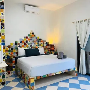 Casa Talavera Kapselhotel Isla Mujeres