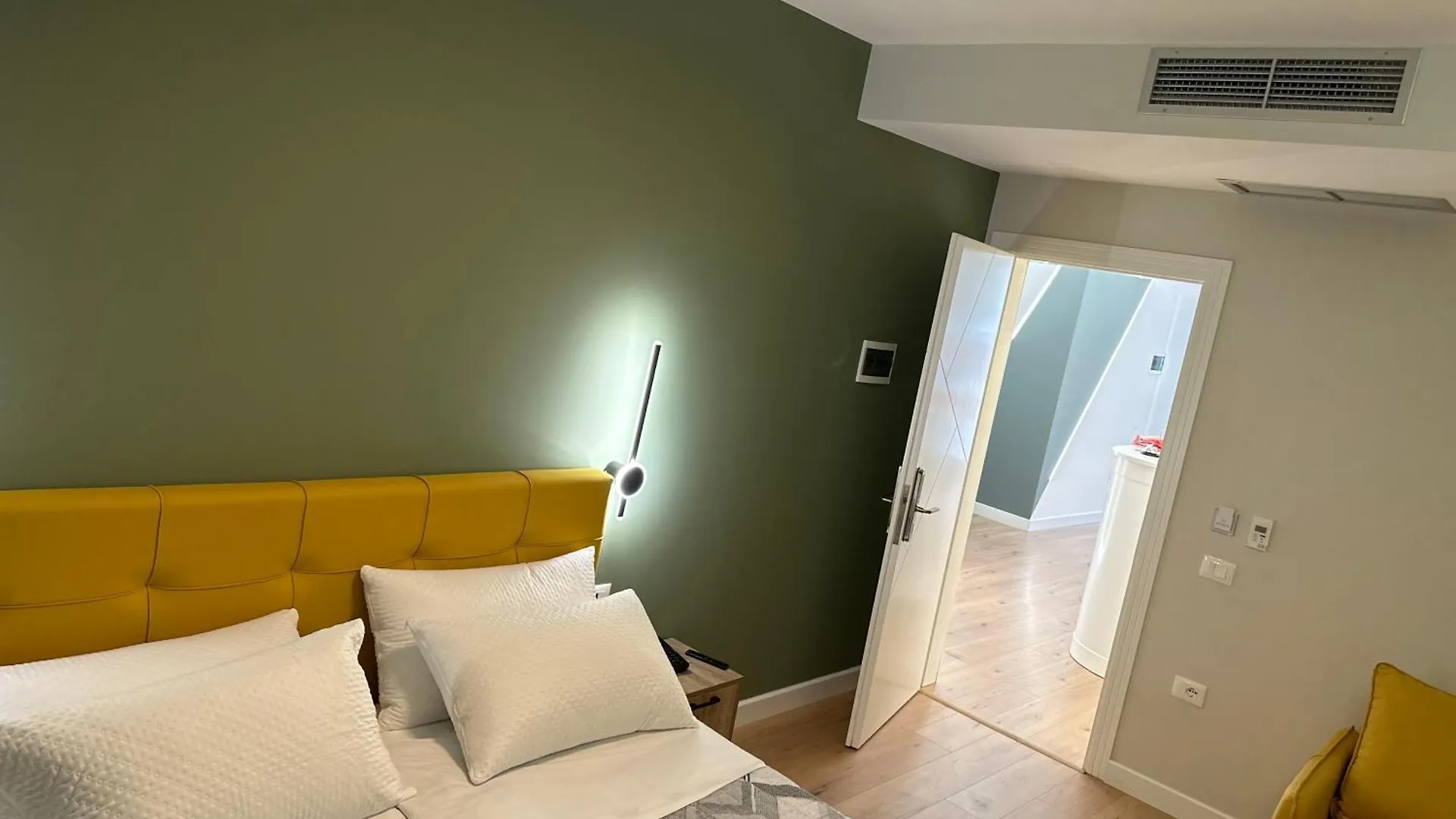 Апарт-отель Comfort Rooms Поградец Албания